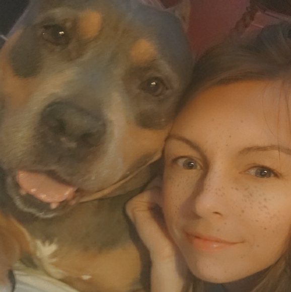 Meet This Posher - Picture 5 of 6